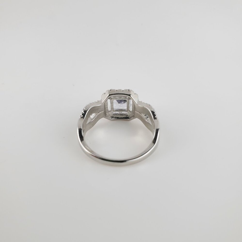 Rings - Picture 5 of 5